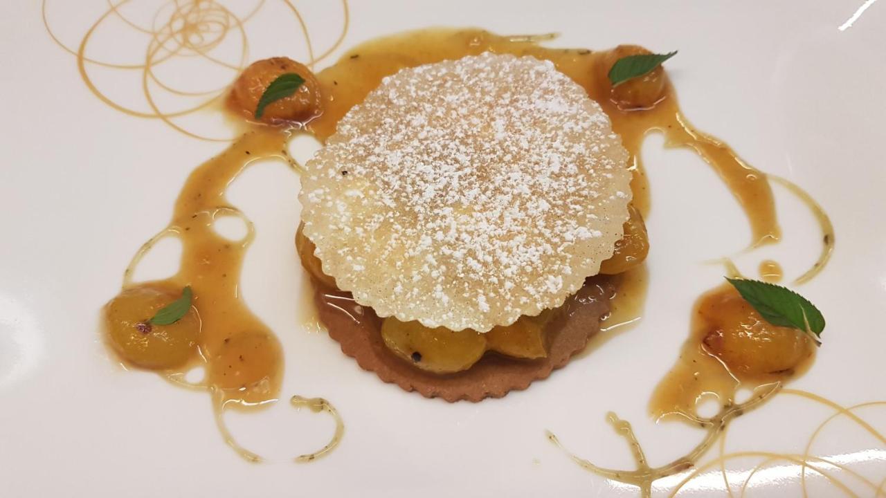 Chateau De Rigny Ментон-Сен-Бернар Екстериор снимка